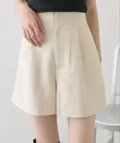 【高身長/低身長サイズあり】ハイウエストショートパンツ　アイボリー　サイズ1