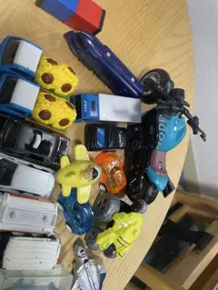 トミカ含む ミニカー・車のおもちゃ 묶음 판매 約30点 고장·부품용