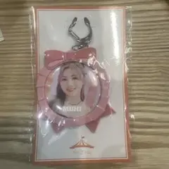 NiziU ケース付き缶バッチ ミイヒ