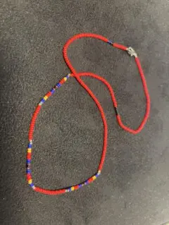 ビーズネックレス 赤