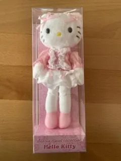 サンリオ　クローゼットコレクション　ハローキティ　マスコットホルダー　普段着