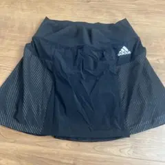 adidas ブラック スカート レディース