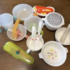 離乳食調理器具　ベビー用食器　おでかけ用タッパー　スプーンケースなど　まとめ売り