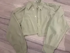 H beauty & Youth ライムカラーのクロップドシャツ