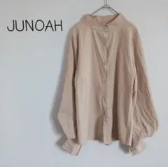 JUNOAH バンドカラーシャツ 長袖ブラウス ボリューム袖 無地 ベージュのサムネイル