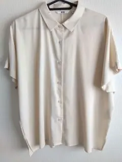UNIQLO ベージュ ボタンアップシャツ Sサイズ