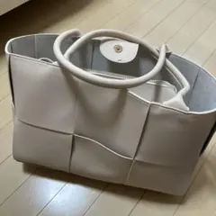 突然削除あり ベージュ トートバッグ 合成皮革