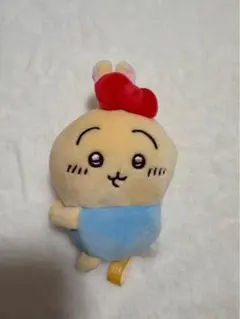 ちいかわ×サンリオキャラクターズ　持ちますマスコット　うさぎ　ハローキティ