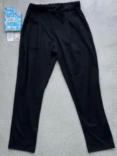 しまむら　CLOSSHI Mサイズ ダークグレー　ひんやりパンツ