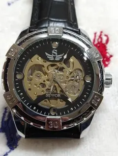 最安値!機械式 自動巻き （手巻き兼用）腕時計 ブラック/ゴールドフルスケルトン