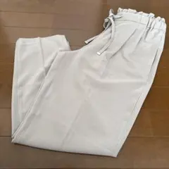 クチュールブローチ フリルテーパードパンツのサムネイル