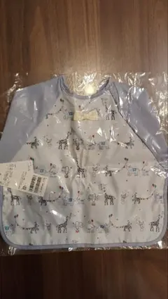 petitmain　お食事エプロン　新品未使用