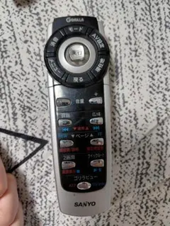 サンヨー　カーナビ　オーディオ　リモコン　NVP-RHD830DT　ジャンク品のサムネイル