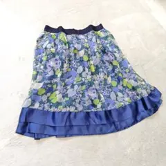 Drawer ドゥロワー シルク100% 花柄フレアスカート 36 日本製ブルーのサムネイル