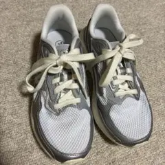 New Balance Fresh Foam スニーカー お値下げ