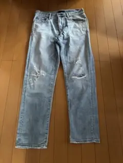 UNIQLO ストレートダメージデニム