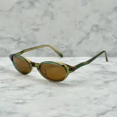 極美品 Ray-Ban（レイバン）グリーンオーバルサングラス W3053 希少 Ray-Ban（レイバン）グリーンオーバルサングラス W3053 - メルカリ