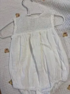 MONBEBE ホワイトロンパース Mサイズ　タンクトップ