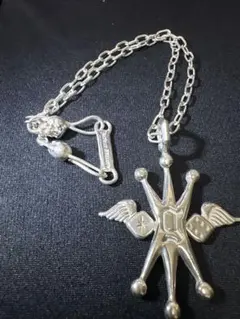 【シルバークラウンネックレス】