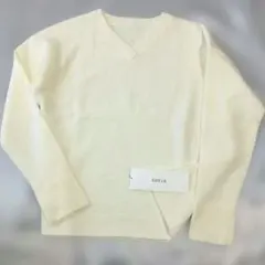 新品　SOEJU ソージュ　鹿の子Vネックニットプルオーバー　M ホワイト