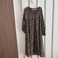 花柄ロングワンピース 長袖 Vネック