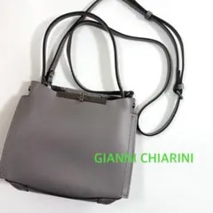 【美品】ジャンニキアリーニ　2way ショルダーバッグ　ミニ　斜めがけ　レザー