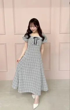 pium ラウンド切替リボンテープロングワンピ 美品 ピウム ロング