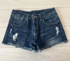 ショートパンツ　デニム