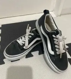 Item thumbnail for item b128fb5c-8ef1-4bc2-bf95-46038ae2abf4