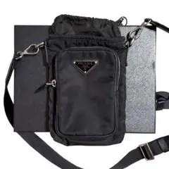 PRADA Re-Nylon スマートフォンケース