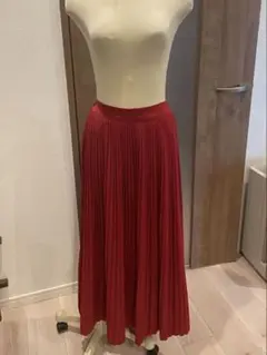 Verotonna、ブリーツスカート