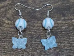 ベースボールと蝶のハンドメイドピアス