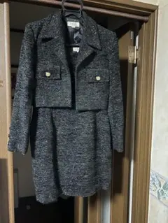 ラメ入りバブリーワンピーススーツ　11AR