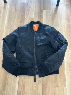 ⭐️美品⭐️ALPHA MA1 アルファインダストリーズ　女性　Mサイズ　黒