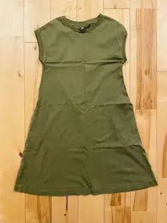 UNIQLO KIDS ノースリーブ 원피스 カーキ 140