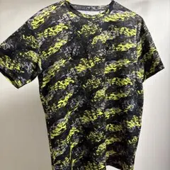 Running 半袖 Tシャツ 黒と黄色の迷彩柄