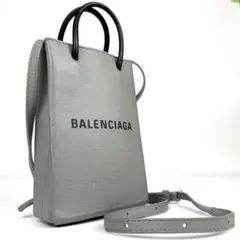 2026年最新】フォンホルダー バレンシアガの人気アイテム - メルカリ