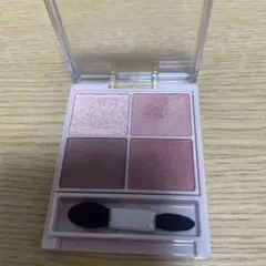 キャンメイク シルキースフレアイズ（マットタイプ）M02