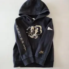 ナイキ　フード付きパーカー　スウェット　トレーナー　130 ブラック