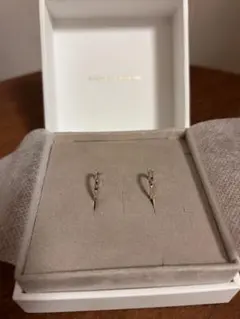 ete ツイストフープピアス ピンクゴールド（試着のみ）