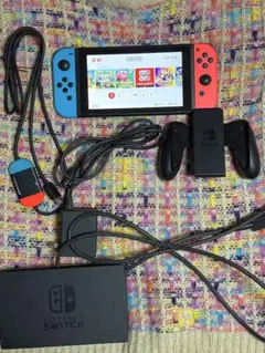 2020年製Nintendo Switch本体【ドッグ/スタンド故障】