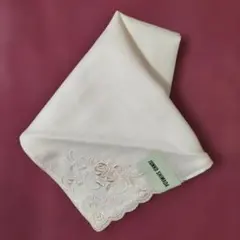 JUNKO SHIMADA ハンカチ 花柄刺繍のサムネイル