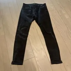 ダークグレー スキニーデニム