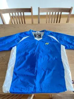 《最終値下げ》ヨネックス　YONEX　中綿入りＶブレーカー　ウィンドブレーカー