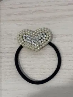 ハート付きヘアゴム　パール　可愛い