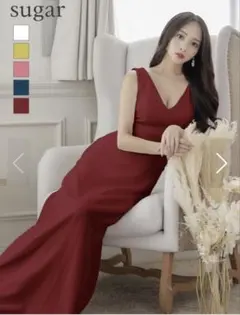 新品未使用品VELIQUE バーガンディ Vネックドレス