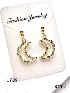 1789 ゴールド　月　ムーン　ピアス　イヤリング　ハンドメイド　アクセサリー