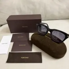 TOM FORD サングラス 、スノードン、平野紫耀のサムネイル