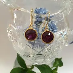 スワロフスキー 大粒ピアス アメジスト