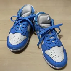 ナイキ ダンク ローツイスト ユニバーシティブルー ホワイト 25.5cm